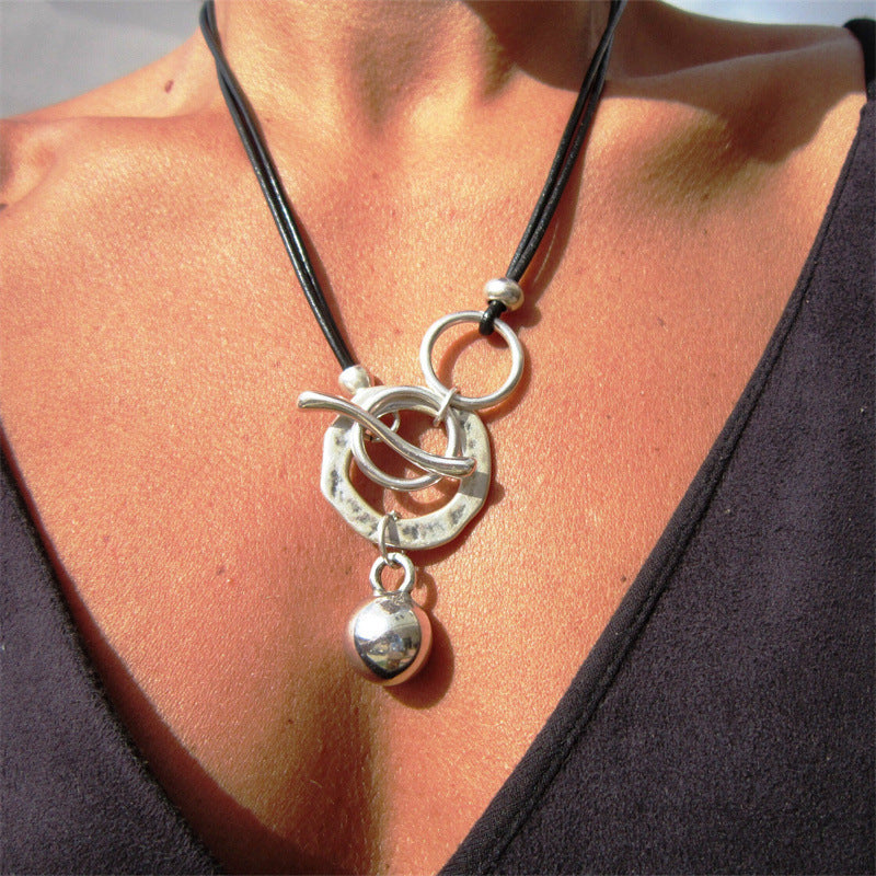 Bohemian Ring Leather Necklace
