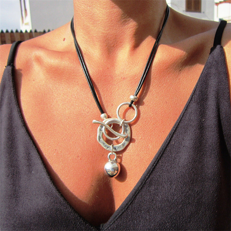 Bohemian Ring Leather Necklace